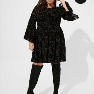 Torrid Bell Sleeve Black Mini Dress SZ 1 Worn and Washed Only Once! EUC!